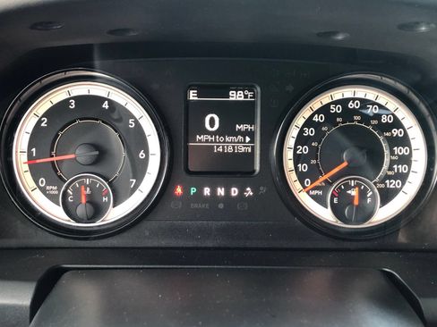 Used 2018 RAM 1500 Express w/ Express Value Package AWD/4WD image 29