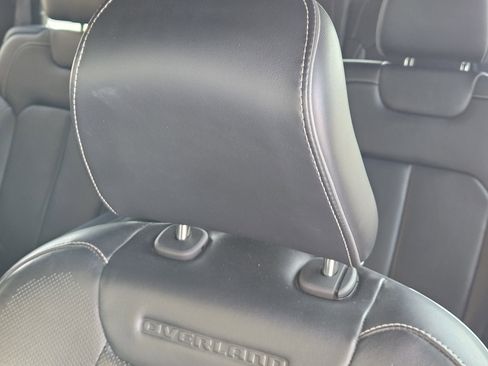 Used 2021 Jeep Grand Cherokee L Overland w/ Luxury Tech Group IV image 15