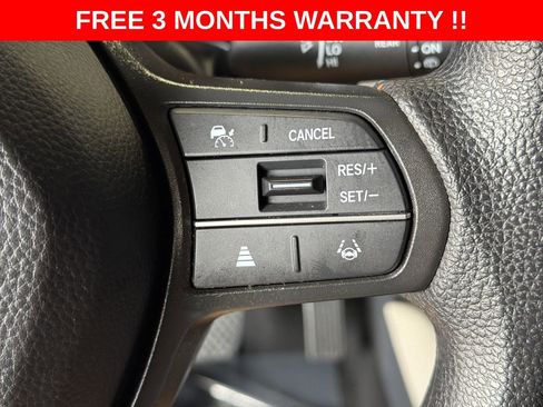 Used 2025 Honda HR-V LX image 40