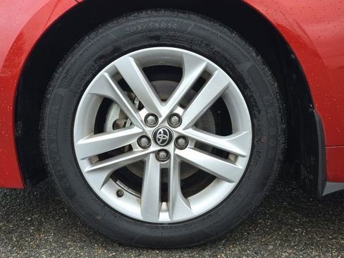 Used 2019 Toyota Corolla SE w/ SE Option Package image 24