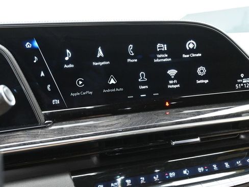 Used 2022 Cadillac Escalade ESV Premium Luxury image 29