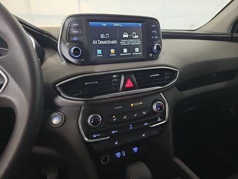Used 2020 Hyundai Santa Fe SEL FWD image 19