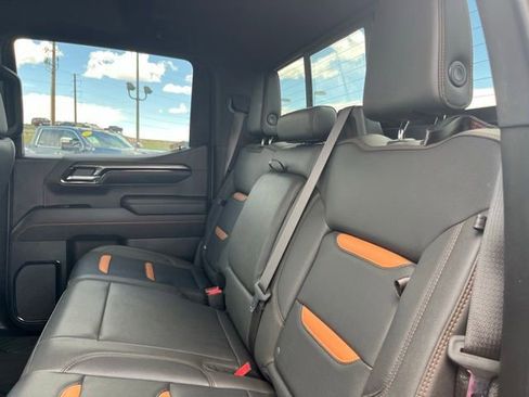 Used 2022 GMC Sierra 1500 AT4 w/ AT4 Preferred Package AWD/4WD image 20