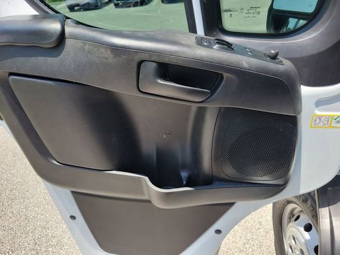 Used 2023 RAM ProMaster 2500 FWD image 17
