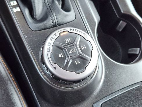 Used 2021 Ford Bronco Badlands image 20