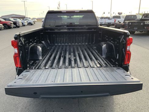 Used 2019 Chevrolet Silverado 1500 Custom Trail Boss w/ Custom Convenience Package image 8