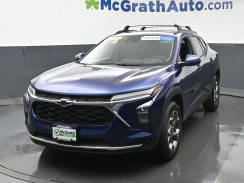 Used 2024 Chevrolet Trax LT w/ Driver Confidence Package FWD image 16