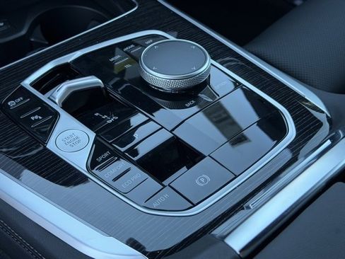 New 2026 BMW X5 sDrive40i w/ M Sport Package image 23