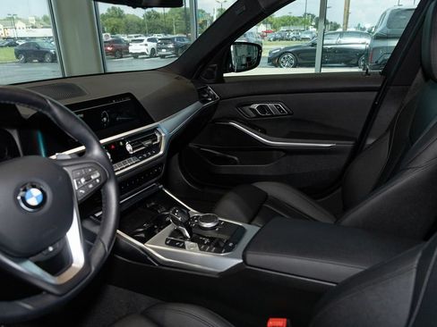 Used 2021 BMW 330i xDrive Sedan w/ Premium Package AWD/4WD image 8