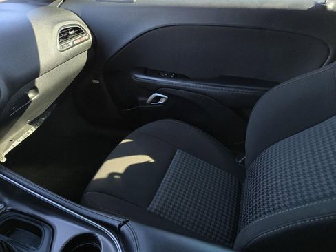 Used 2022 Dodge Challenger R/T Scat Pack image 21