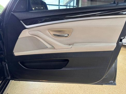 Used 2011 BMW 528i Sedan RWD image 9