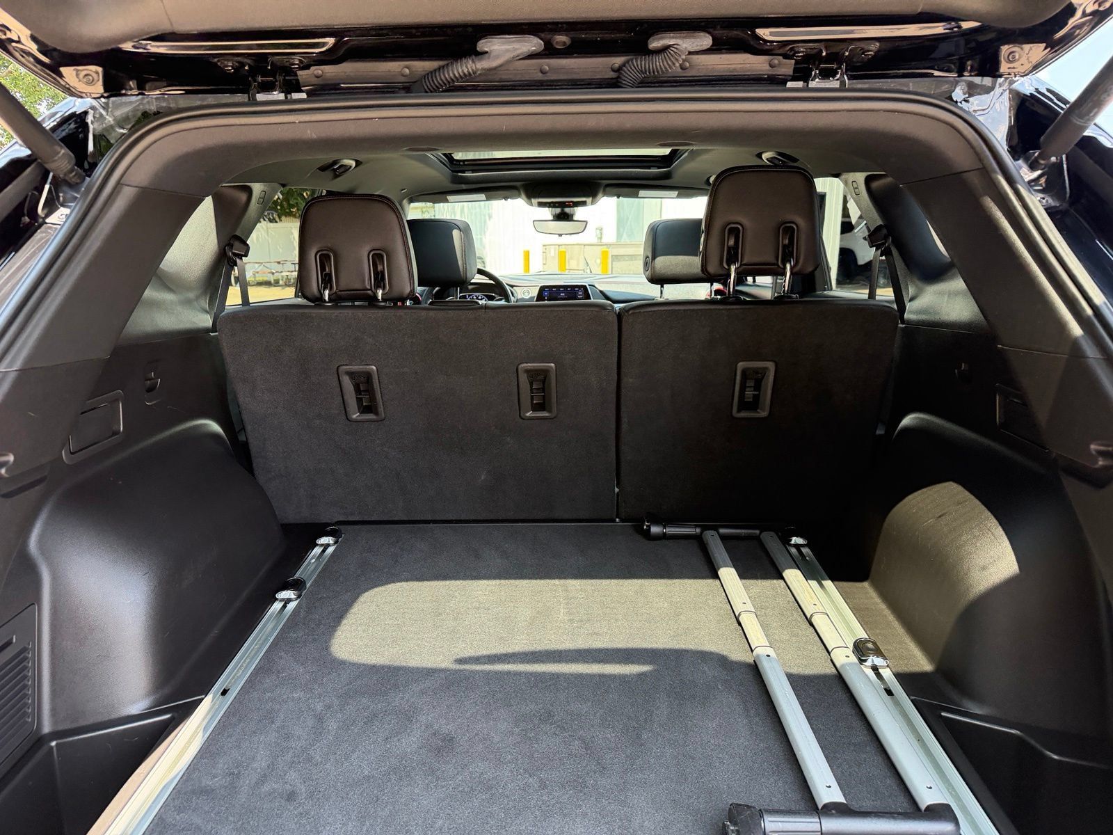 Used 2019 Chevrolet Blazer RS FWD image 34