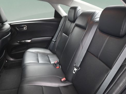 Used 2016 Toyota Avalon XLE image 34