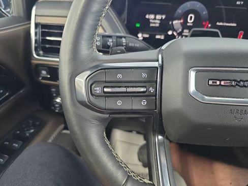 Certified 2025 GMC Yukon Denali Ultimate AWD/4WD image 20