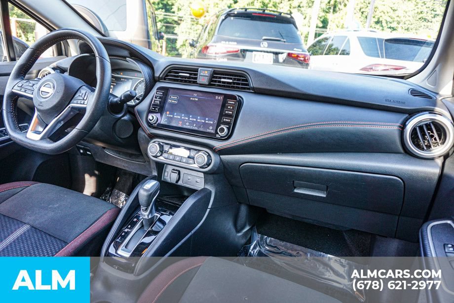 Used 2024 Nissan Versa SR FWD image 23