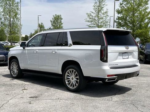 Used 2022 Cadillac Escalade ESV Premium Luxury AWD/4WD image 5