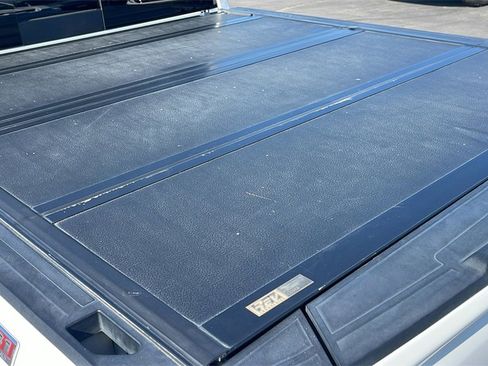 Used 2019 GMC Sierra 1500 SLT w/ SLT Premium Plus Package image 28