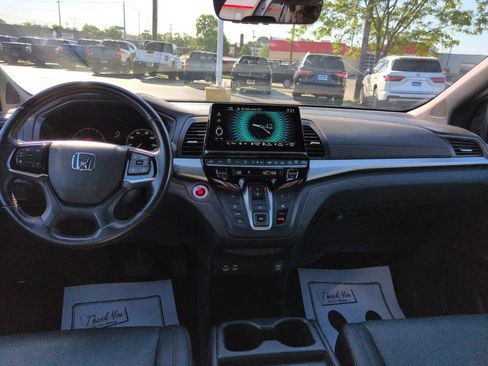 Used 2025 Honda Odyssey Sport-L image 12