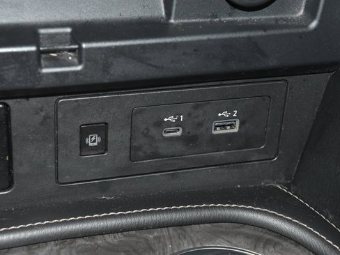 Used 2021 Nissan Armada Platinum w/ Captain's Chairs Package AWD/4WD image 19