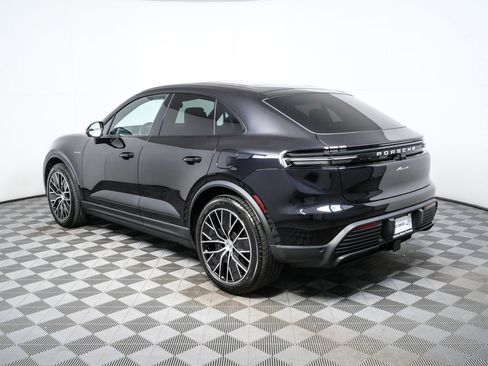 New 2026 Porsche Macan Electric image 3