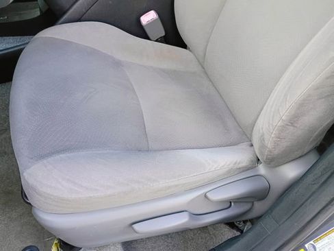Used 2013 Toyota Prius Three w/ Solar Roof Pkg FWD image 24