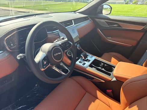 New 2026 Jaguar F-PACE R-Dynamic S AWD/4WD image 12