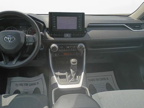 Used 2019 Toyota RAV4 XLE image 11