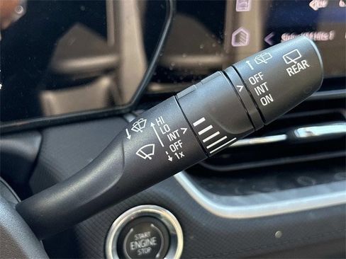 Used 2025 Chevrolet TrailBlazer LT image 31