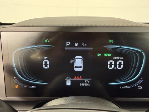 Used 2025 Kia Niro LX FWD image 17