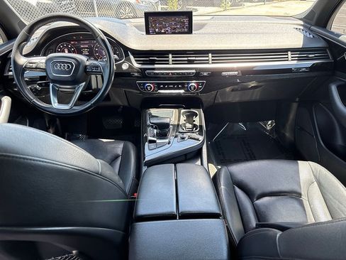Used 2019 Audi Q7 3.0T Prestige w/ Prestige Package AWD/4WD image 12