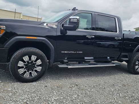 Used 2021 GMC Sierra 2500 Denali AWD/4WD image 1