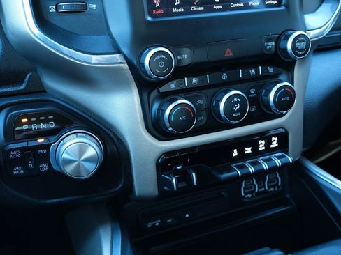 Used 2019 RAM 1500 Laramie image 21