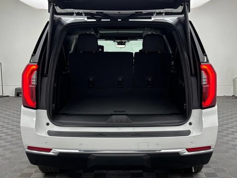 New 2026 GMC Yukon XL Elevation w/ Elevation Premium Package AWD/4WD image 13