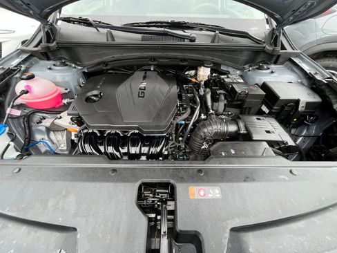 Used 2025 Kia Sportage LX image 32