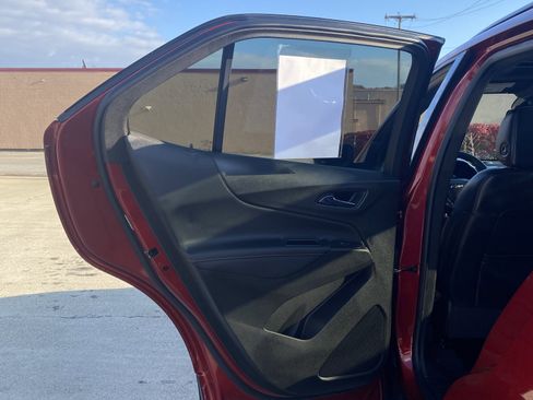 Used 2024 Chevrolet Equinox RS image 21