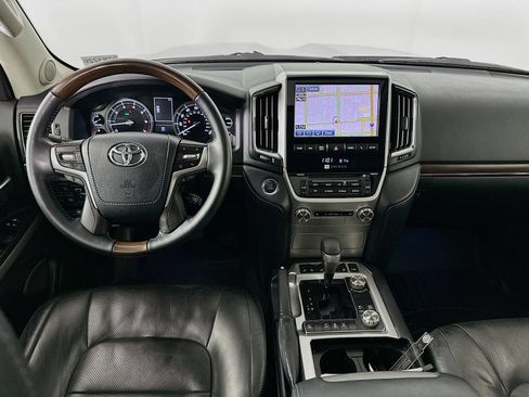 Used 2017 Toyota Land Cruiser AWD/4WD image 24