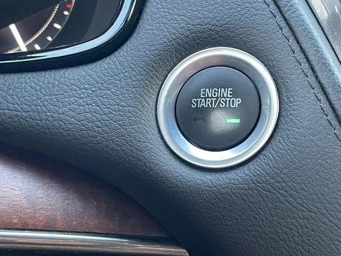 Used 2019 Cadillac CTS Luxury RWD image 23