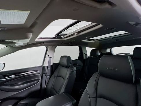 Used 2021 Buick Enclave Avenir w/ Avenir Technology Package image 21
