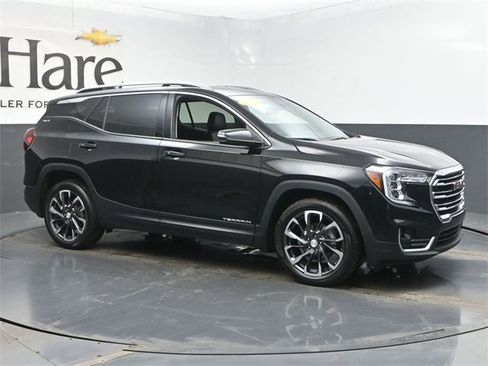 Used 2022 GMC Terrain SLT w/ Infotainment Package II image 6