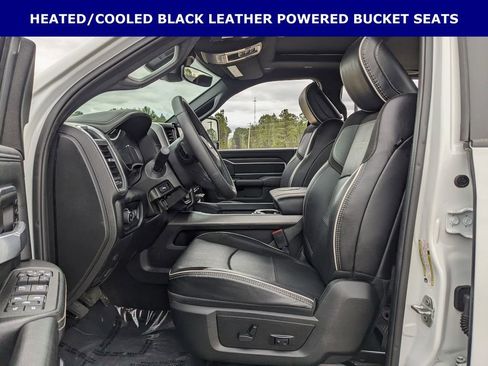 Used 2025 RAM 2500 Laramie AWD/4WD image 5