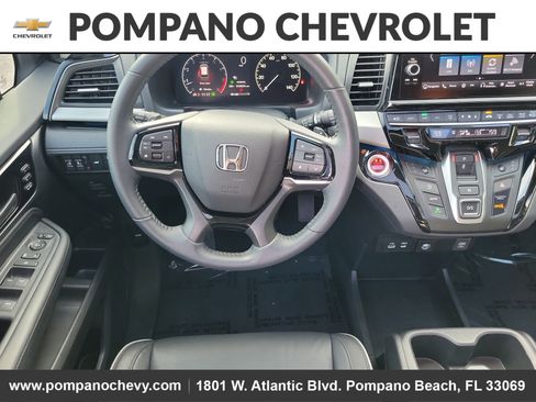 Used 2025 Honda Odyssey Touring image 15