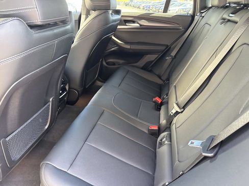 Used 2025 BMW X4 M40i image 13