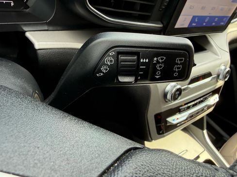 Used 2023 Ford Explorer XLT w/ Equipment Group 202A image 26