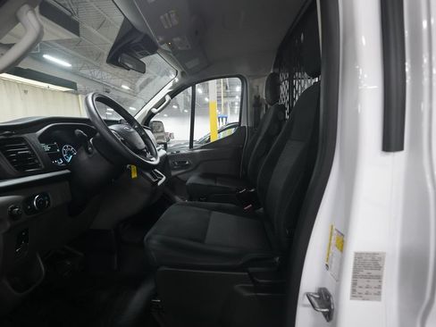 Used 2025 Ford Transit 250 Low Roof w/ Exterior Upgrade Package RWD image 7
