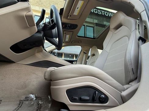 Used 2025 Porsche Panamera 4 image 12