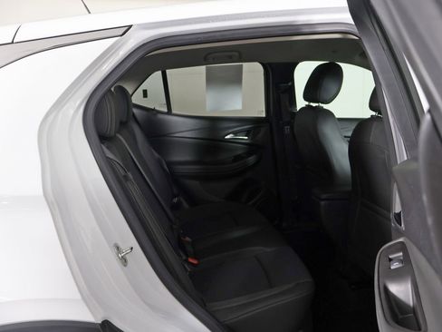 Used 2024 Buick Encore GX Preferred FWD image 31