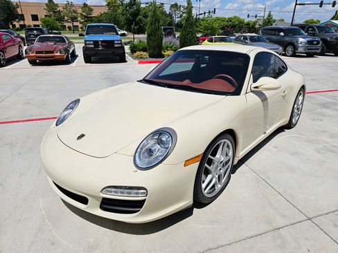 Used 2010 Porsche 911 GT3 RS image 7