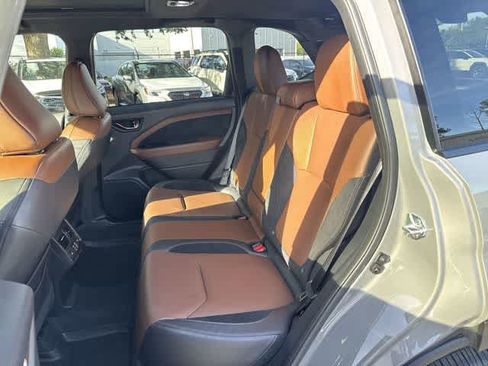 Certified 2025 Subaru Forester Touring AWD/4WD image 18