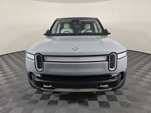 Used 2023 Rivian R1S Adventure image 8