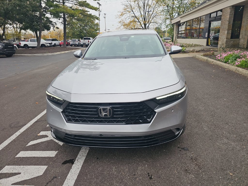 Used 2024 Honda Accord EX-L image 3